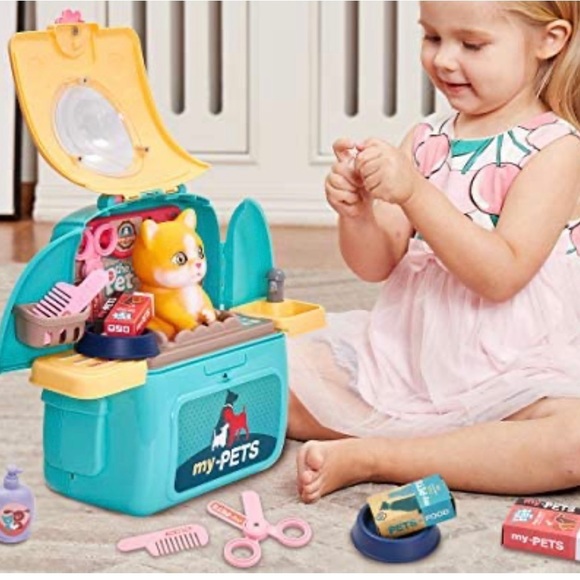 Pretend Play Pet Groomer in a backpack - Picture 6 of 11